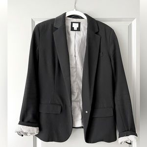 A New Day Black Blazer (Size 8)